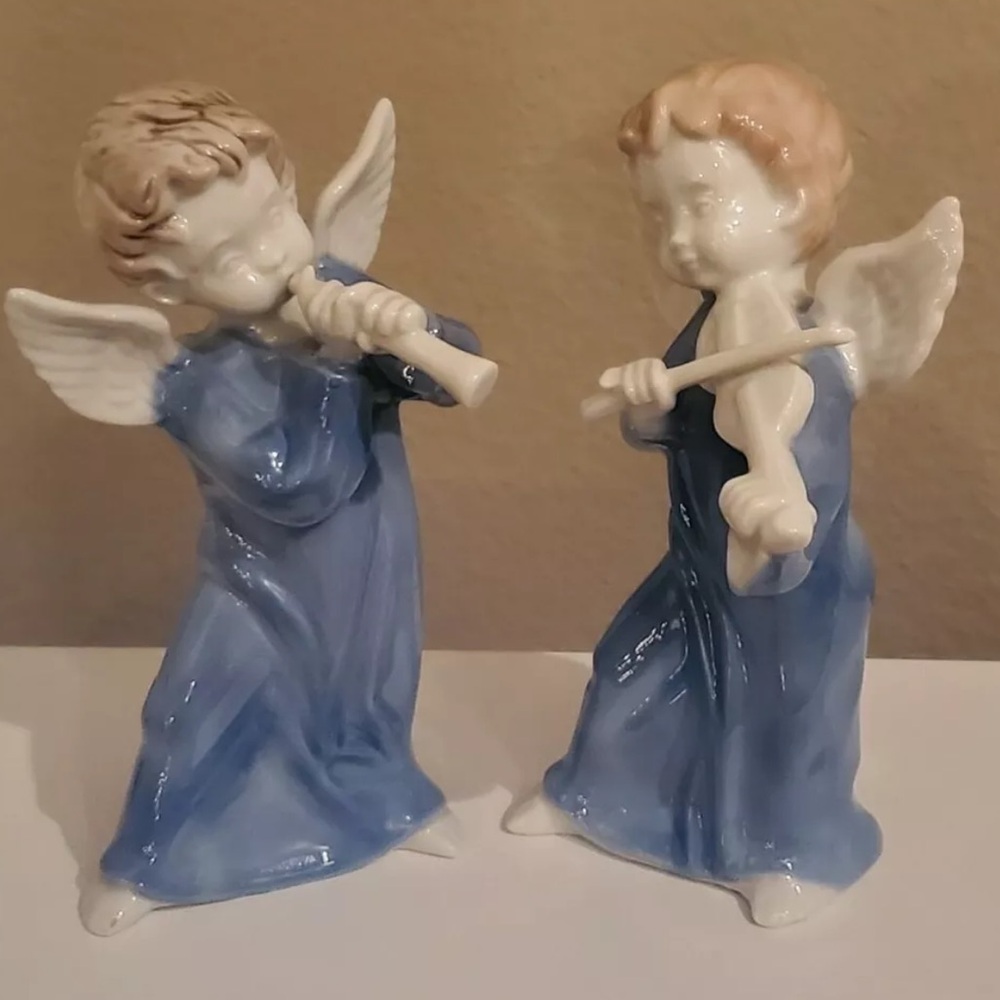 VTG PAIR OF ANGEL FIGURINES MUSICAL INSTRUMENTS VIOLIN FLUTE GHC JAPAN DECOR